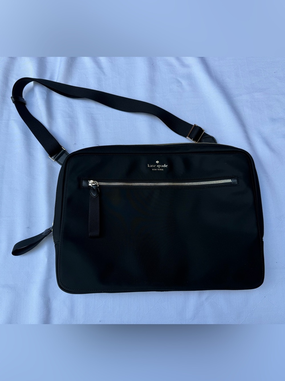 Kate Spade Black Laptop Messenger Bag Chelsea with adjustable strap